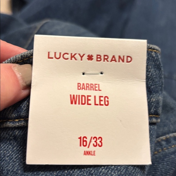 Lucky Brand Plus Barrel Wide Ankle Pant - Picture 12 of 12